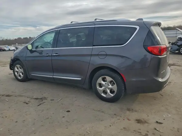 2C4RC1L77KR653527 2019 CHRYSLER PACIFICA - Image 2