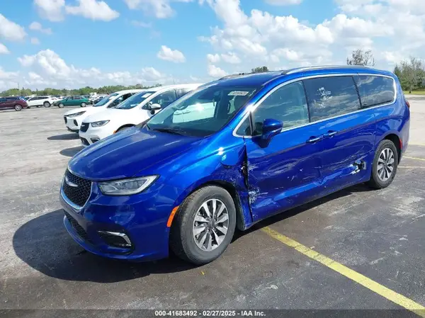2C4RC1L77MR590030 2021 CHRYSLER PACIFICA - Image 2