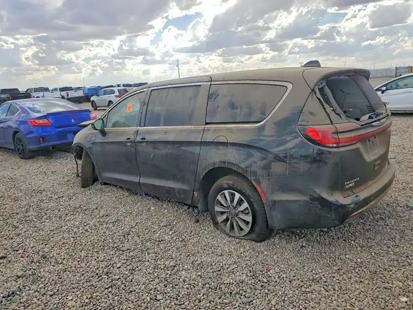 2C4RC1L77NR164047 2022 CHRYSLER PACIFICA - Image 2