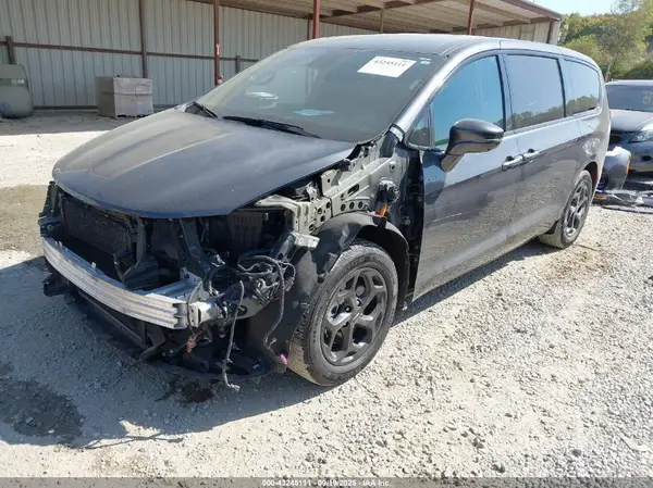 2C4RC1L77NR212470 2022 CHRYSLER PACIFICA - Image 2