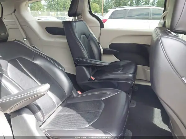 2C4RC1L77PR541513 2023 CHRYSLER PACIFICA - Image 8