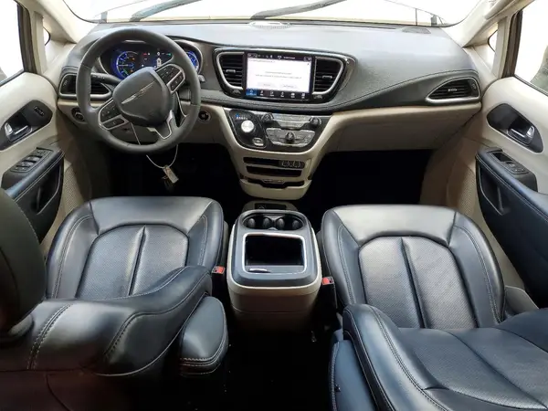 2C4RC1L77PR608742 2023 CHRYSLER PACIFICA - Image 8