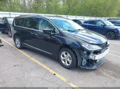 2C4RC1L78JR124893 2018 CHRYSLER PACIFICA