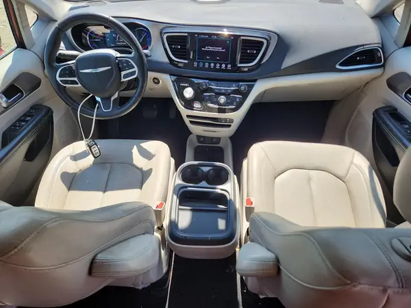 2C4RC1L78JR164326 2018 CHRYSLER PACIFICA - Image 8
