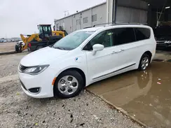 2C4RC1L78JR230339 2018 CHRYSLER PACIFICA