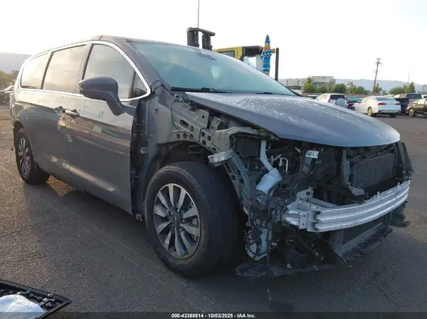 2C4RC1L78NR121062 2022 CHRYSLER PACIFICA - Image 1