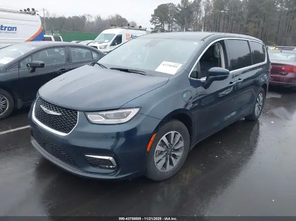 2C4RC1L78NR143739 2022 CHRYSLER PACIFICA - Image 2