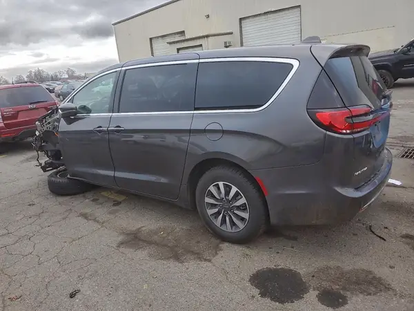 2C4RC1L78NR161268 2022 CHRYSLER PACIFICA - Image 2