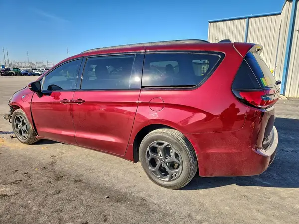2C4RC1L78PR527586 2023 CHRYSLER PACIFICA - Image 2