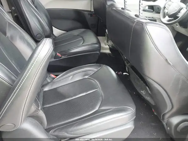2C4RC1L78PR541102 2023 CHRYSLER PACIFICA - Image 8