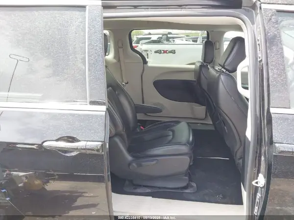 2C4RC1L78PR551371 2023 CHRYSLER PACIFICA - Image 8