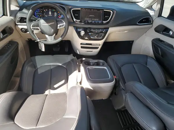 2C4RC1L78PR565237 2023 CHRYSLER PACIFICA - Image 8