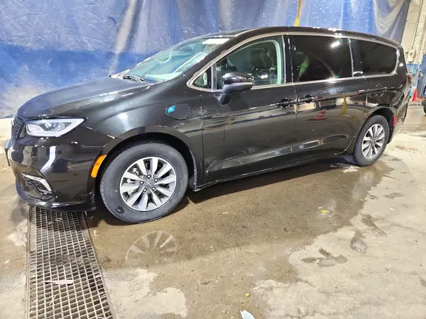 2C4RC1L78PR632371 2023 CHRYSLER PACIFICA - Image 1