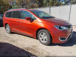2C4RC1L79JR169664 2018 CHRYSLER PACIFICA