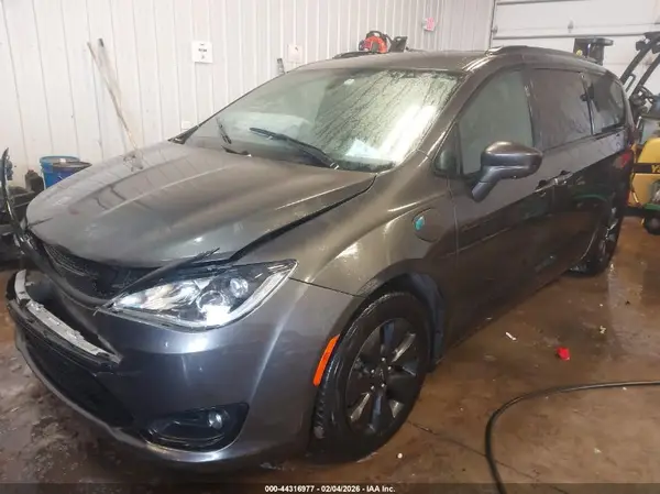 2C4RC1L79LR258086 2020 CHRYSLER PACIFICA - Image 2