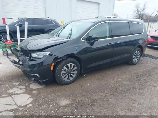 2C4RC1L79NR120180 2022 CHRYSLER PACIFICA - Image 2