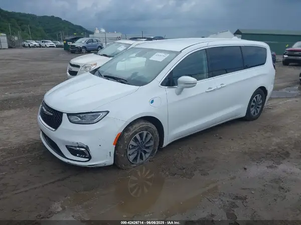 2C4RC1L79NR155964 2022 CHRYSLER PACIFICA - Image 2