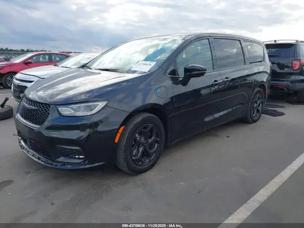 2C4RC1L79NR173543 2022 CHRYSLER PACIFICA - Image 2