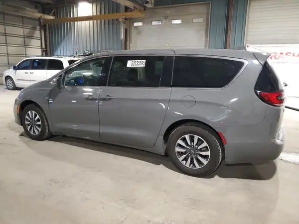 2C4RC1L79NR189550 2022 CHRYSLER PACIFICA - Image 2