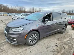 2C4RC1L79NR206833 2022 CHRYSLER PACIFICA