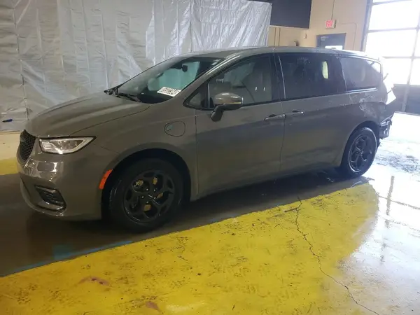 2C4RC1L79PR501577 2023 CHRYSLER PACIFICA - Image 1