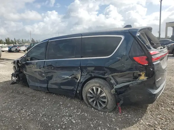 2C4RC1L79PR509954 2023 CHRYSLER PACIFICA - Image 2