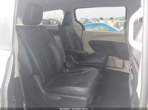 2C4RC1L79PR614624 2023 CHRYSLER PACIFICA - Image 8