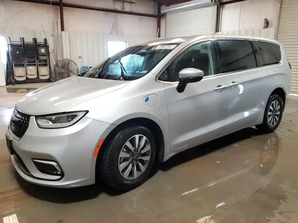 2C4RC1L79PR618138 2023 CHRYSLER PACIFICA - Image 1