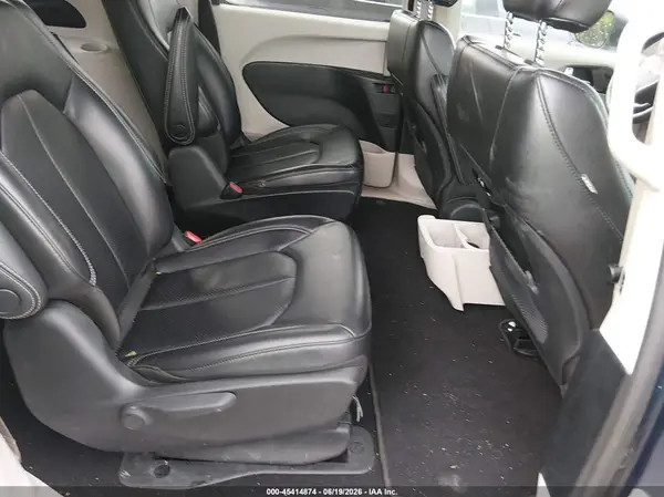 2C4RC1L79PR631097 2023 CHRYSLER PACIFICA - Image 8