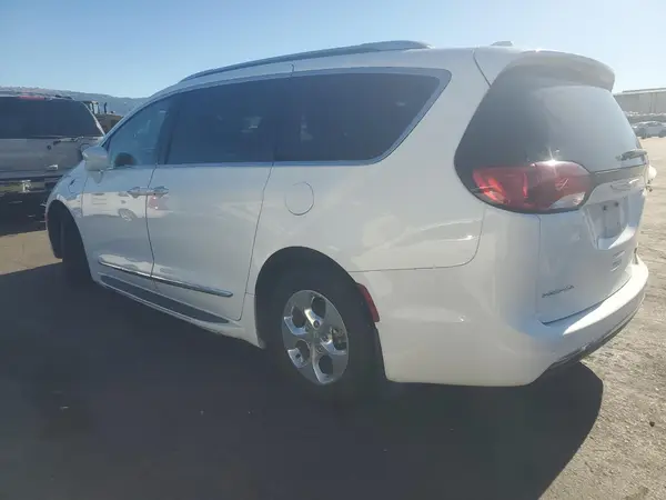 2C4RC1L7XJR194847 2018 CHRYSLER PACIFICA - Image 2