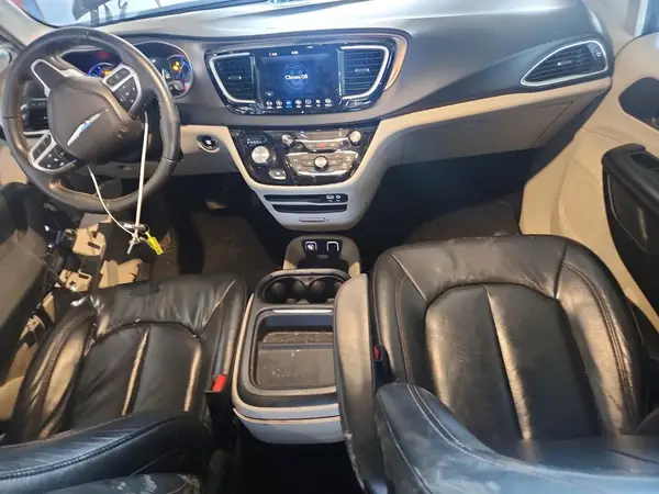 2C4RC1L7XJR236613 2018 CHRYSLER PACIFICA - Image 8