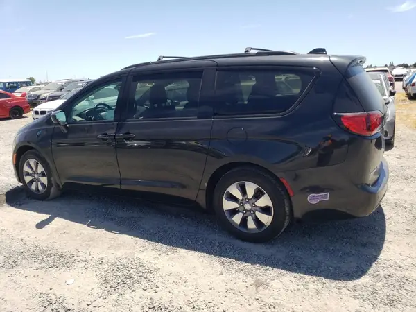 2C4RC1L7XJR359487 2018 CHRYSLER PACIFICA - Image 2