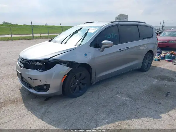 2C4RC1L7XKR613958 2019 CHRYSLER PACIFICA - Image 2