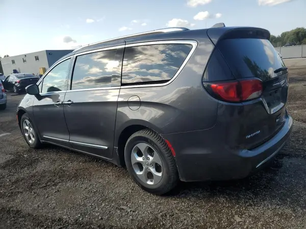 2C4RC1L7XLR224545 2020 CHRYSLER PACIFICA - Image 2
