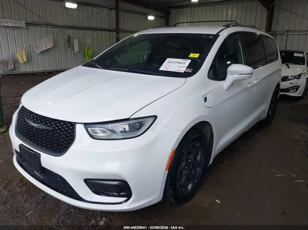 2C4RC1L7XMR517685 2021 CHRYSLER PACIFICA - Image 2