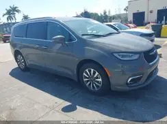 2C4RC1L7XMR586201 2021 CHRYSLER PACIFICA
