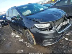 2C4RC1L7XMR594184 2021 CHRYSLER PACIFICA