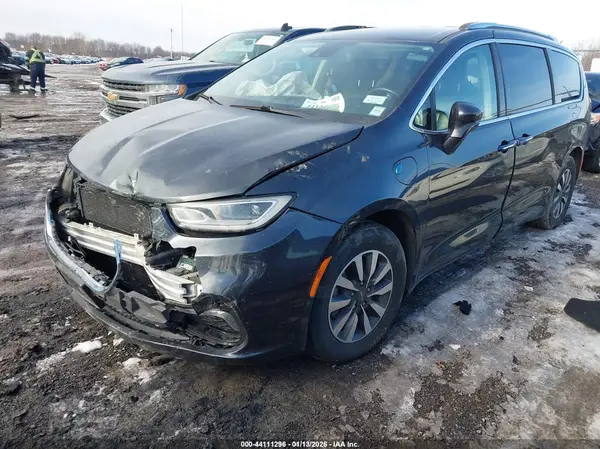 2C4RC1L7XMR594184 2021 CHRYSLER PACIFICA - Image 2