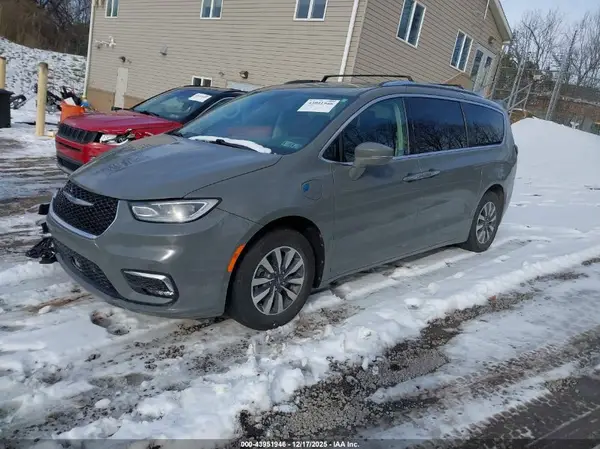 2C4RC1L7XMR603286 2021 CHRYSLER PACIFICA - Image 2