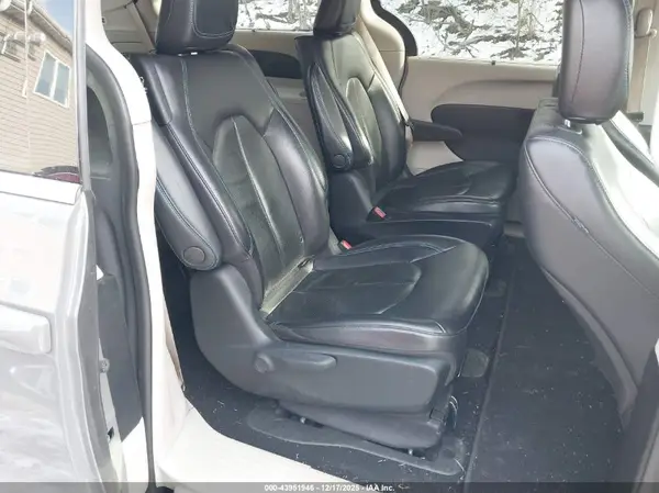 2C4RC1L7XMR603286 2021 CHRYSLER PACIFICA - Image 8