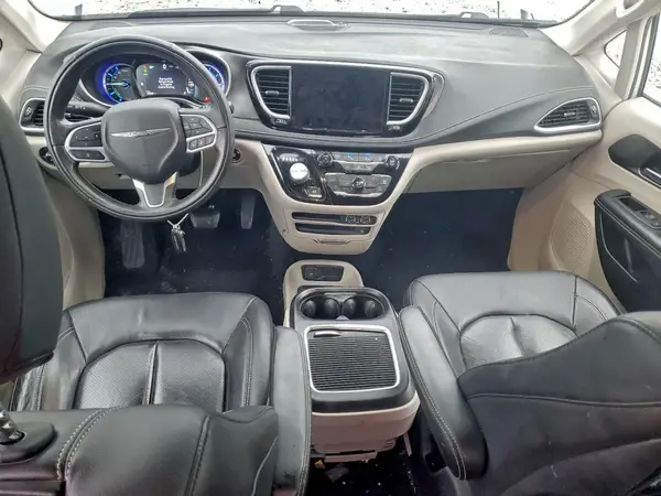 2C4RC1L7XNR108622 2022 CHRYSLER PACIFICA - Image 8