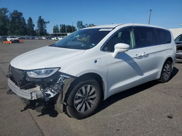 2C4RC1L7XNR156203 2022 CHRYSLER PACIFICA - Image 1
