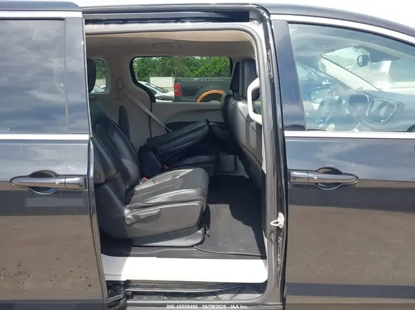 2C4RC1L7XNR189475 2022 CHRYSLER PACIFICA - Image 8