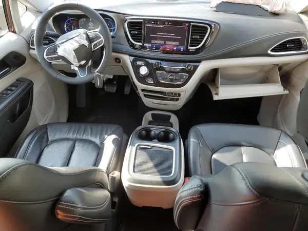 2C4RC1L7XNR212768 2022 CHRYSLER PACIFICA - Image 8