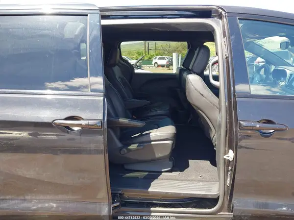 2C4RC1L7XNR214231 2022 CHRYSLER PACIFICA - Image 8