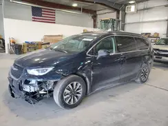 2C4RC1L7XNR217081 2022 CHRYSLER PACIFICA