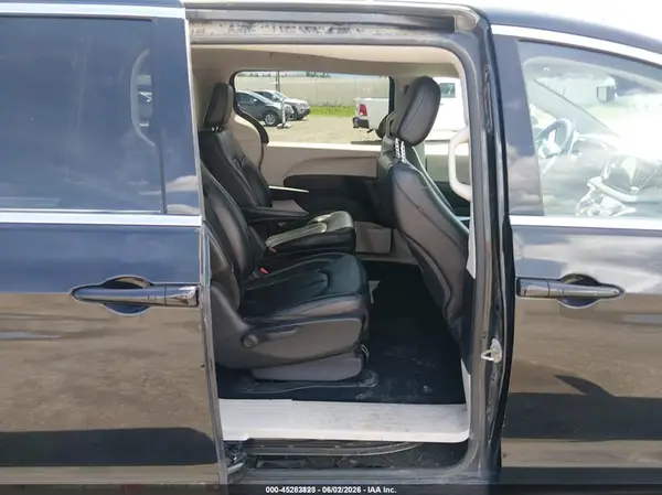 2C4RC1L7XPR555955 2023 CHRYSLER PACIFICA - Image 8