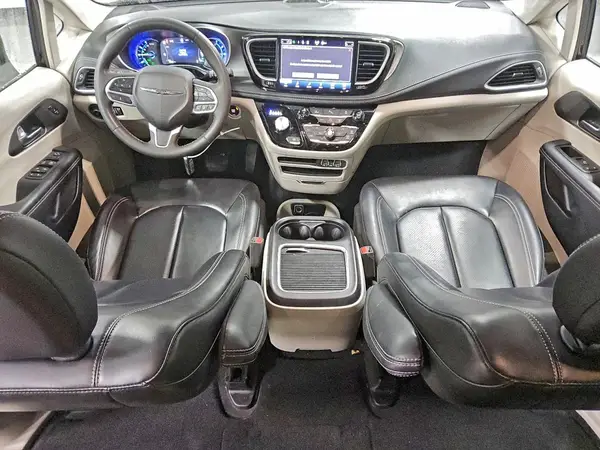 2C4RC1L7XPR558788 2023 CHRYSLER PACIFICA - Image 8
