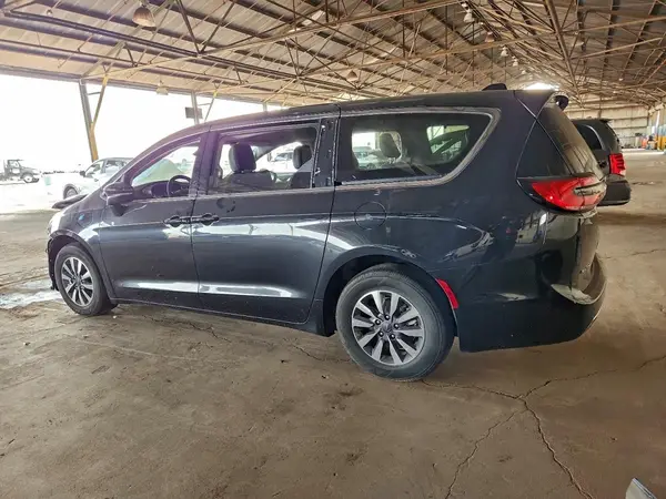 2C4RC1L7XPR603972 2023 CHRYSLER PACIFICA - Image 2