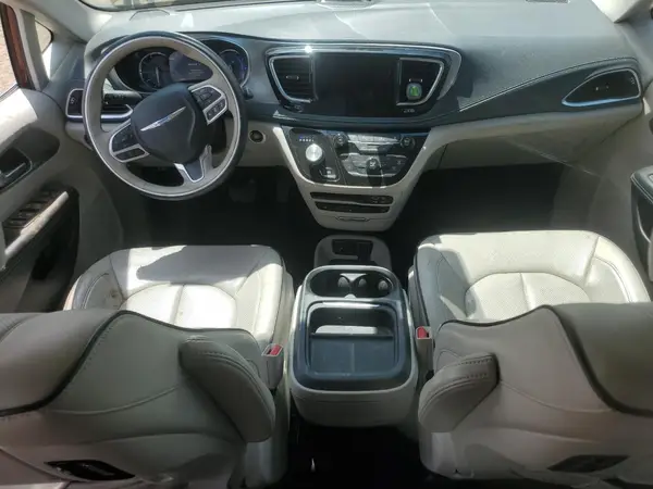 2C4RC1N70HR679831 2017 CHRYSLER PACIFICA - Image 8